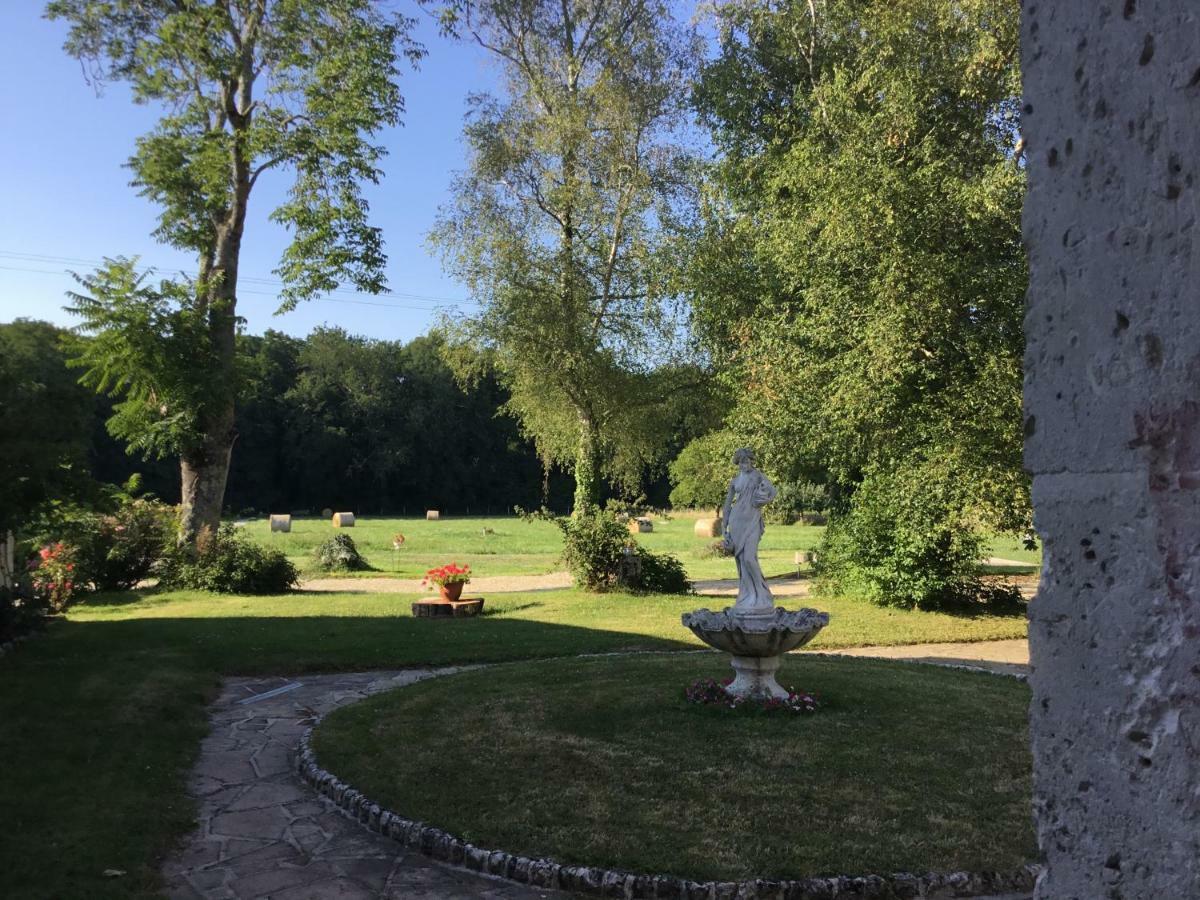 Le Chemin Panzió Challignac Kültér fotó